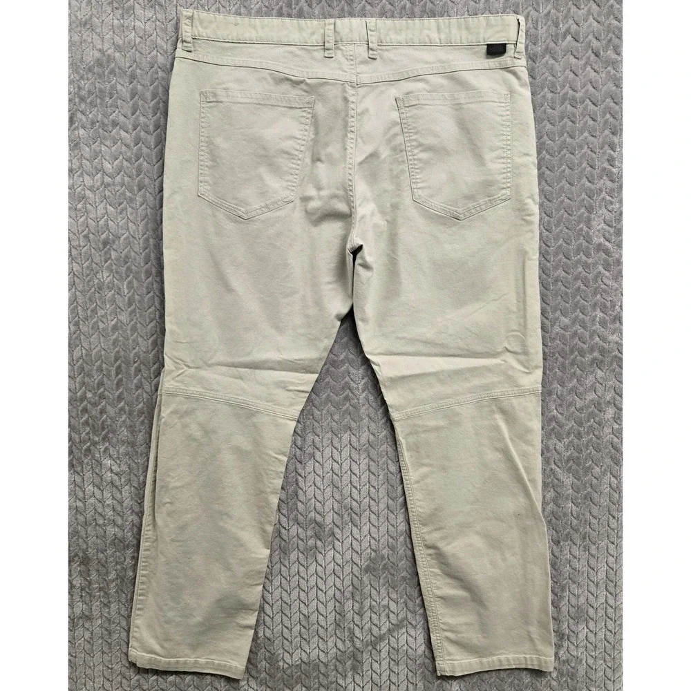 2 The North Face Motion Pants Men's Size 40x32 Gray Tan Articulated Knees Hiking